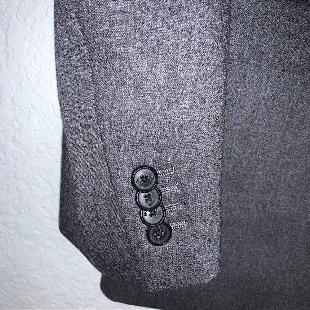 Banana Republic Tollegno 1900 wool cashmere suit - Picture 2 of 13